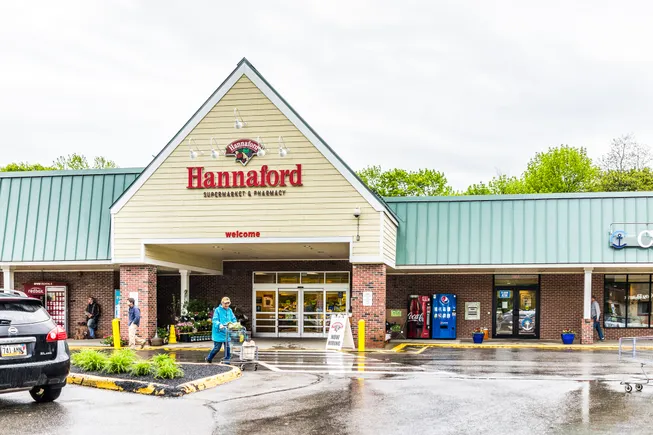 Hannaford 季节性回归：店内农场摊位重现新英格兰门店