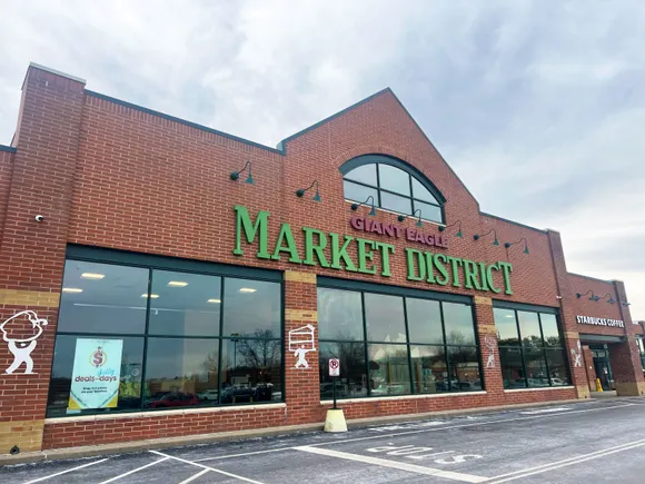 Kroger收购Giant Eagle:监管审批前景与潜在障碍分析